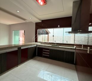 WhatsApp Image 2025-11-27 at 15.43.24 (2)